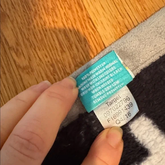 64”x86” blanket - Picture 3 of 3